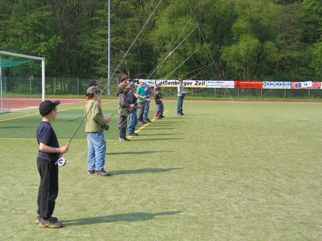 AV-Zell-2009-05-02Jugendfischen (13)