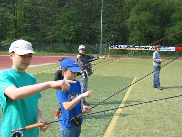 AV-Zell-2009-05-02Jugendfischen (21)